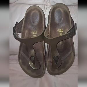 Birkenstock Gizeh Metallic Antique Gold Sandals 36 EU / 5.5 US